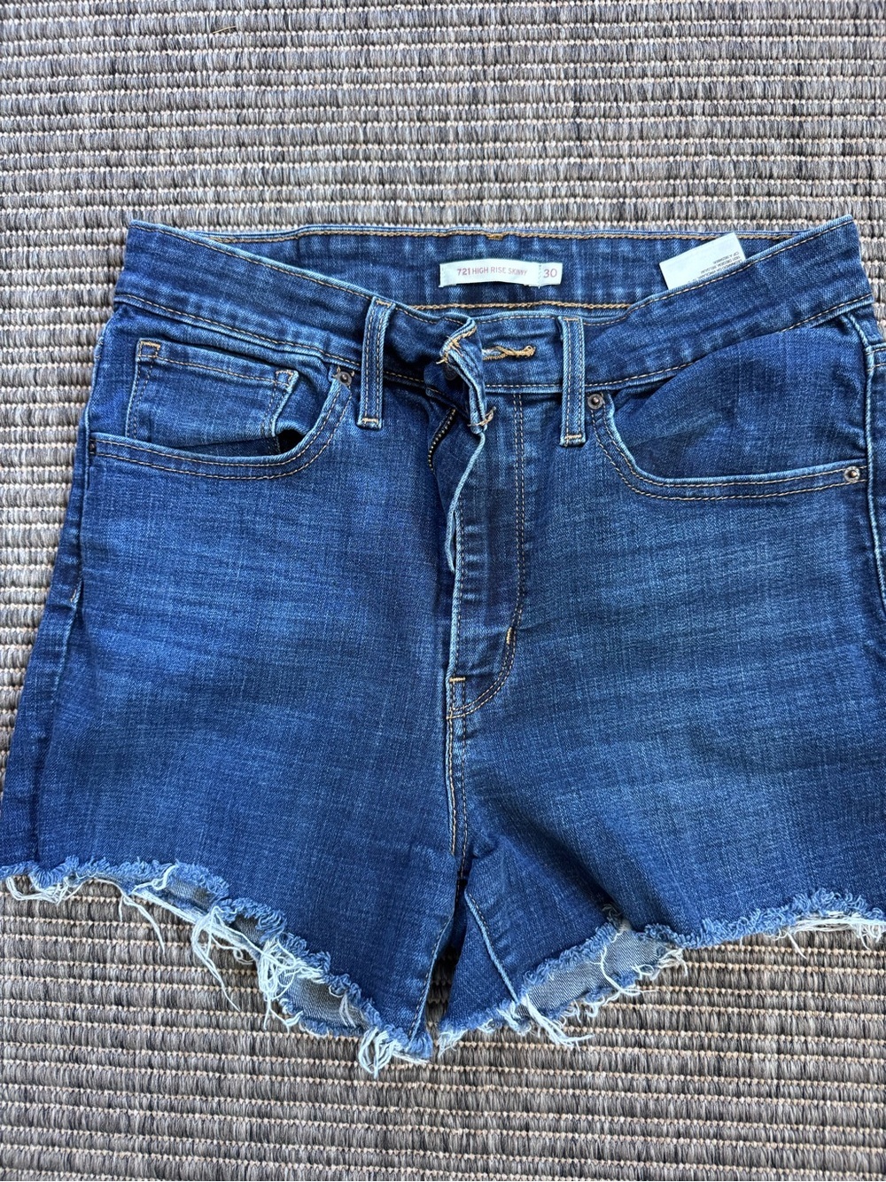 Levi's 721 High Rise Skinny Cutoff Jean Shorts
